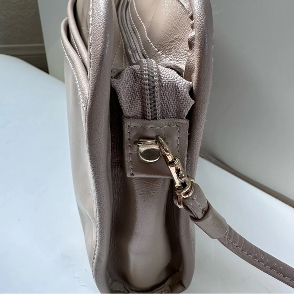 Vibrate Phillippe Cream Summer Rectangular  Shoulder Bag - Picture 8 of 13